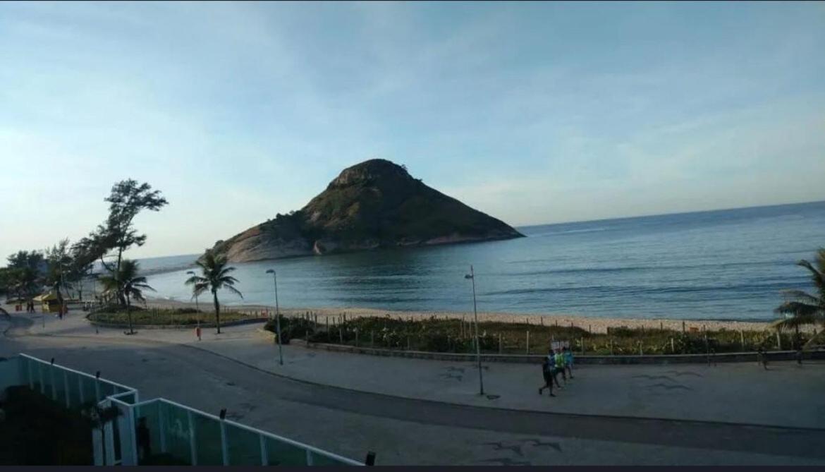 Apartamento Pe Na Areia Recreio, Vista Lateral Mar
